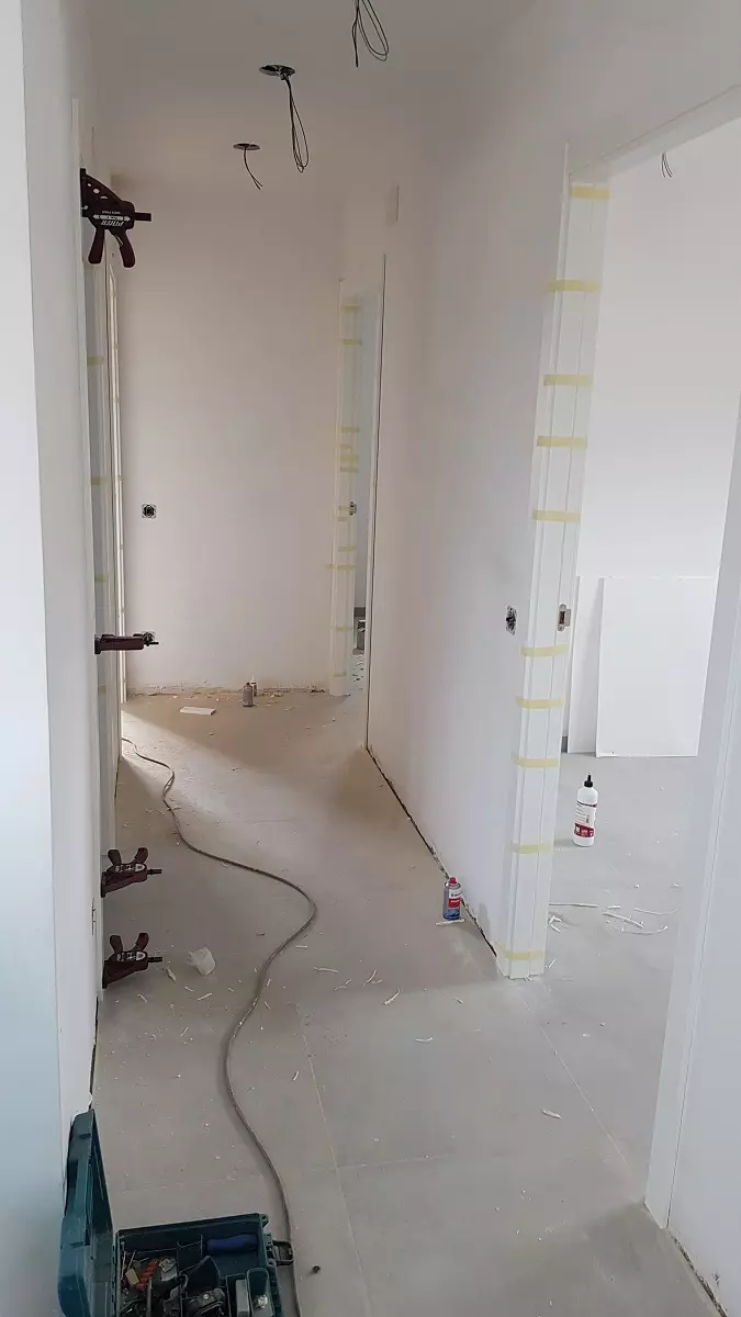 colocacion de puertas blancas Cambiar puertas Ourense